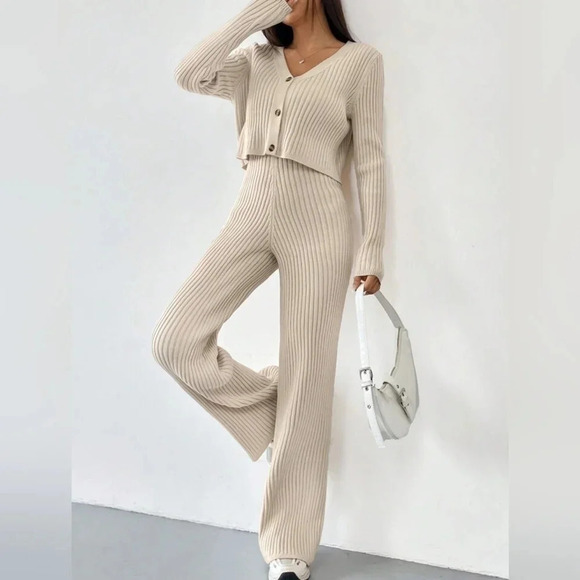 Khaki Ribbed Knit Cardigan & Knit Pants - Picture 4 of 6